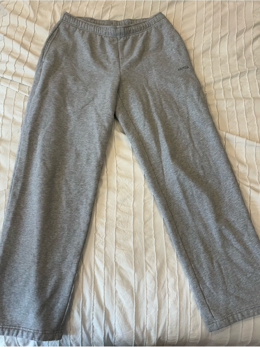 Aritzia Mega Straight Sweatpants